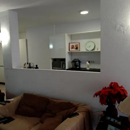 Nice Room-terrace- Private Toilete-closer Sport Pier-optical Fiber 1 Gb Pensionat 3*