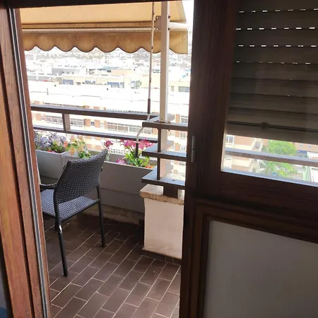 Pensionat Nice Room-terrace- Private Toilete-closer Sport Pier-optical Fiber 1 Gb Las Palmas de Gran Canaria
