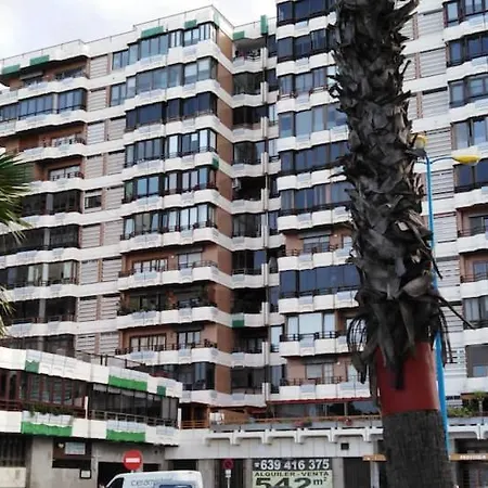 Nice Room-terrace- Private Toilete-closer Sport Pier-optical Fiber 1 Gb Pensionat